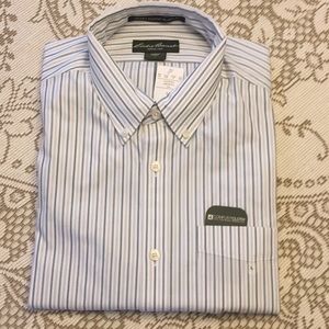 NWT Eddie Bauer button down Dress shirt size L